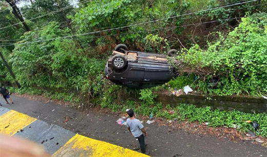 Car falls 